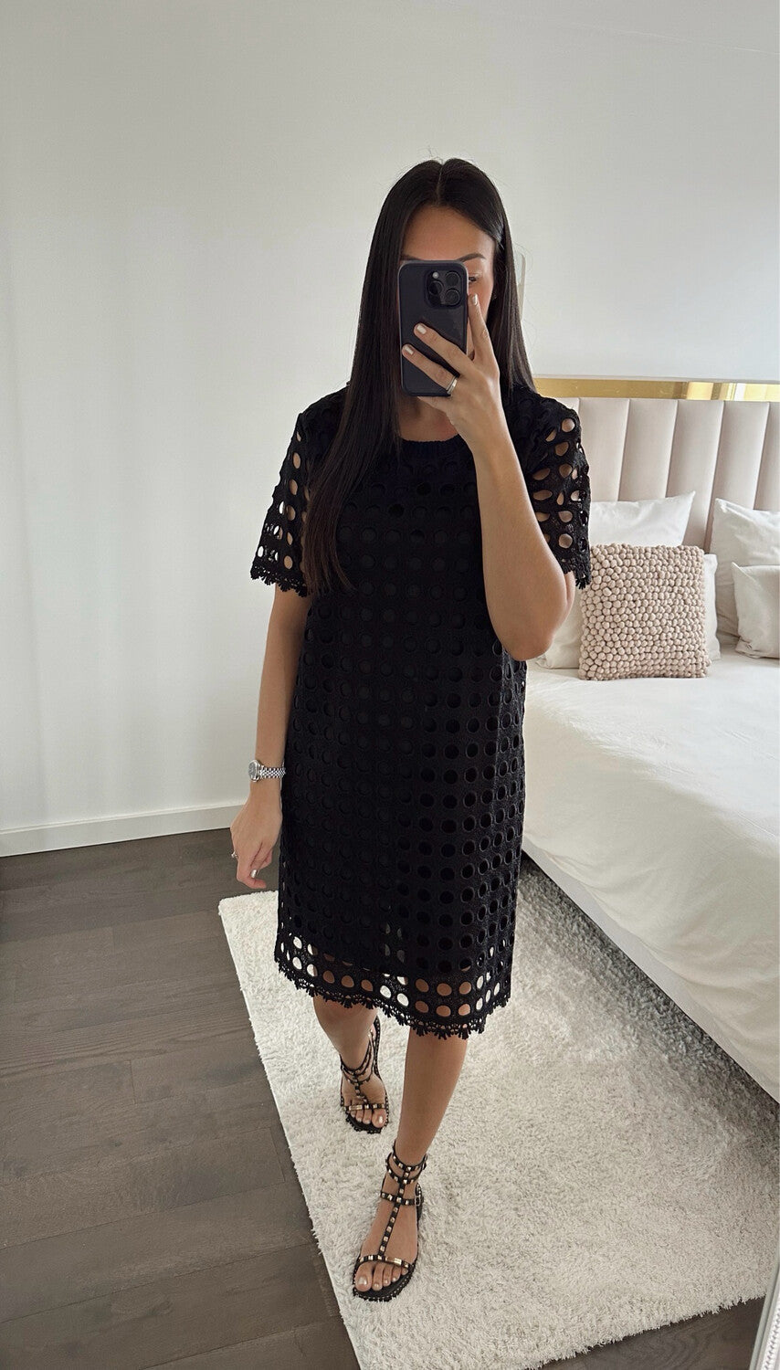 Robe noire CARLA