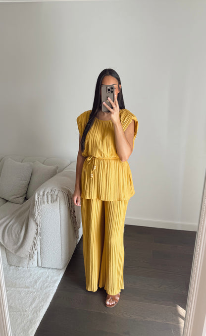 Ensemble KAMILA