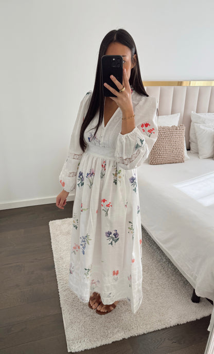 Robe ELENA