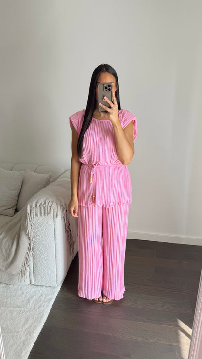 Ensemble KAMILA